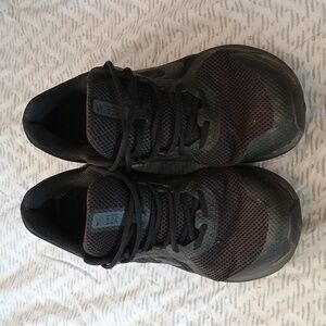 Men's Nike Run Swift 2 Black Dark Smoke Grey Size 13